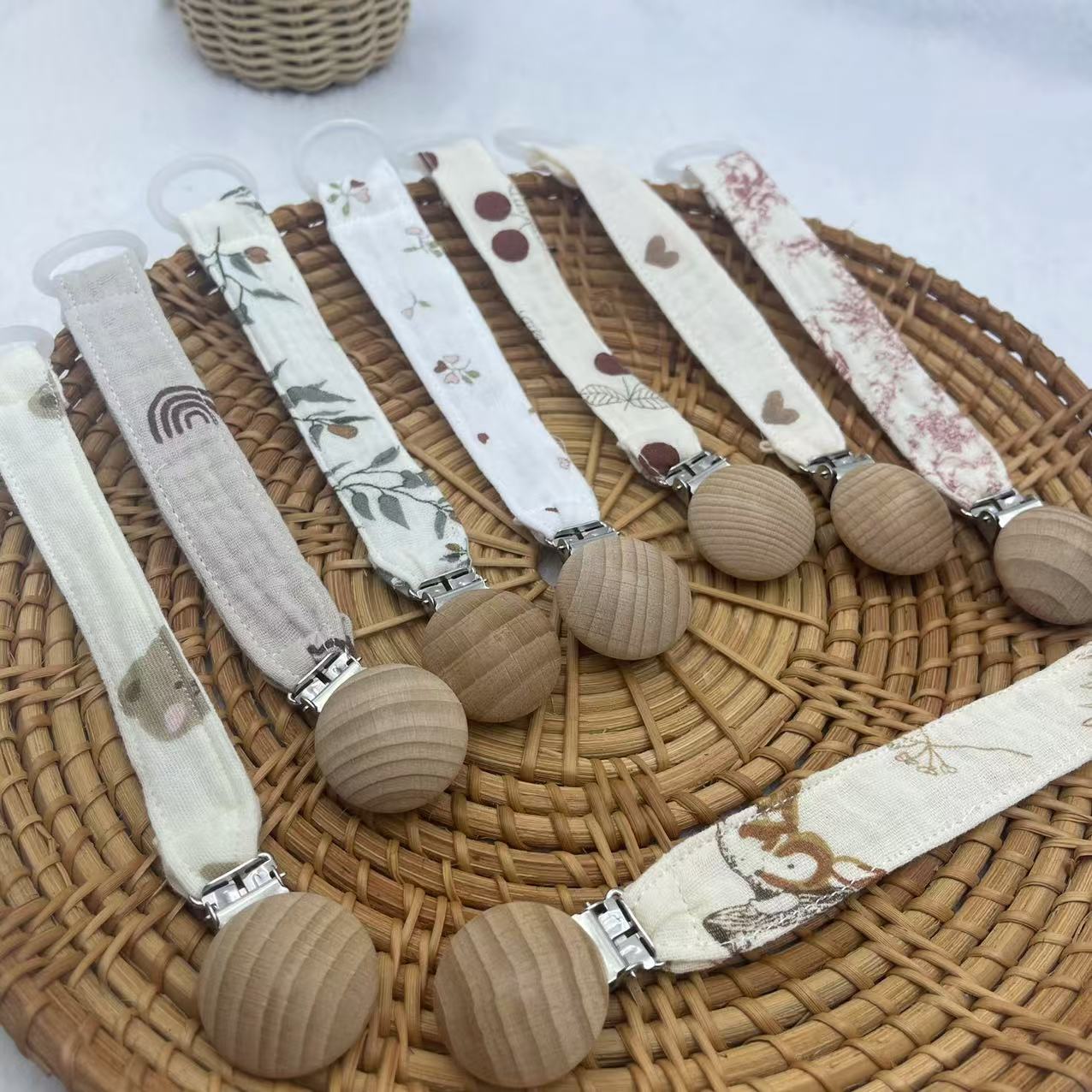 Baby Pacifier Chain Clips Hold - đánh giá và giá Baby Products Moisturizer